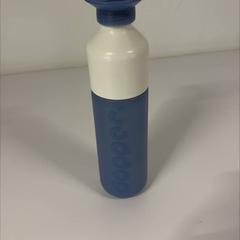 Vattenflaska, rapporterat av Vrije Universiteit Brussel (VUB) med iLost