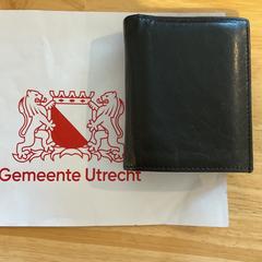 İLost kullanarak Gemeente Utrecht tarafından bildirildiği gibi Zwarte portomonnee portemonnee