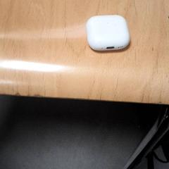 Øreproppholder Wit, som rapportert av Connexxion Hoeksche Waard Goeree Overflakkee ved bruk av iLost