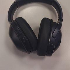 Auriculares, ha sido reportado por Vrije Universiteit Amsterdam con iLost