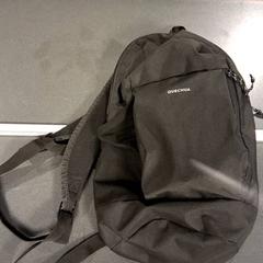 Motxila Zwart, gisa salatu by Breng Nijmegen iLost erabiliz