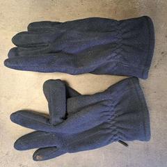 Guantes blauw fleece, ha sido reportado por Centraal magazijn con iLost