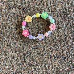 ブレスレット がiLostで Burgers' Zoo によって報告されました