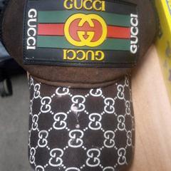 كاسكيت Gucci، كما تم الإبلاغ عنه بواسطة Regio Limburg - Leuven عبر iLost