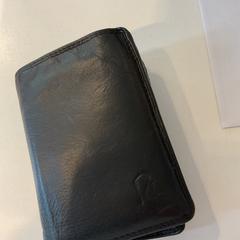 Brieftasche Bron., gemeldet von Gemeente Amsterdam - Bureau Gevonden Voorwerpen über iLost
