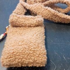 Táska, amint azt Qbuzz servicepunt  Emmen az iLost segítségével jelentette.