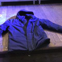 Jacket Donkerblauw, as reported by De Heeren van Aemstel using iLost
