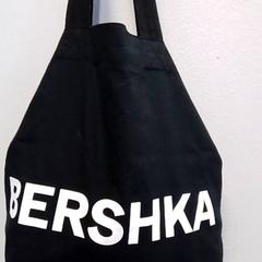 Taška, jak nahlášeno Hermes Eindhoven pomocí iLost