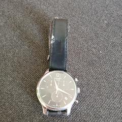 Horloge Tissot, segundo informou a iLost