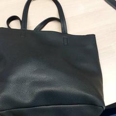 Saco, como reportado por Regio Limburg - Leuven utilizando o iLost