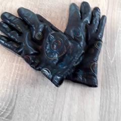 Gloves Zwart leer, as reported by EBS Tramplein using iLost