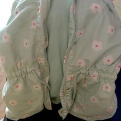 Veste Vert a fleur, a été signalé par IKEA Nantes utilisant iLost