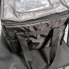 Cool taška, jak nahlášeno Connexxion Amstelland-Meerlanden Schiphol Noord pomocí iLost