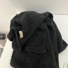 Camisola, como reportado por IKEA Praha – Černý Most utilizando o iLost