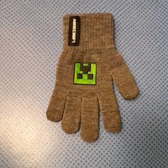 Strikkevotter, jak nahlášeno IKEA Furuset pomocí iLost