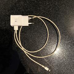 Oplader, som rapportert av Hotel Van der Valk Harderwijk op de Veluwe ved bruk av iLost