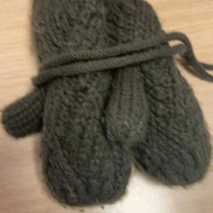 Rękawiczki, zgłoszono przez Pathé Buitenhof przy użyciu iLost