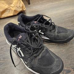 Sneaker Asics Zwart/Roze, zoals gemeld door WestCord Hotel Eindhoven met iLost