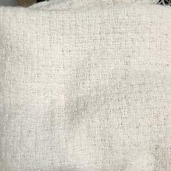 ショール がiLostで IKEA Strasbourg によって報告されました