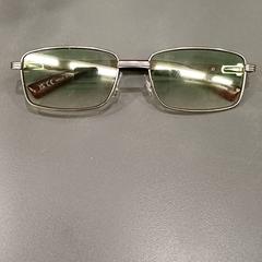 Glasses, as reported by Qbuzz GD Groningen HS using iLost
