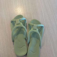 Zapatillas, ha sido reportado por Amsterdam ID Aparthotel con iLost