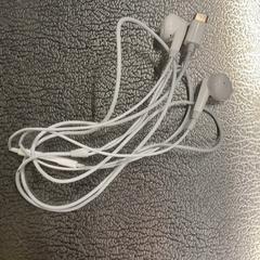 電気製品　イヤフォン がiLostで IKEA立川 によって報告されました