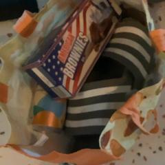 Kapcie, zgłoszono przez MEININGER Hotel Köln West przy użyciu iLost