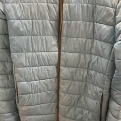 İLost kullanarak Sheraton Brussels Airport Hotel tarafından bildirildiği gibi Dış giyim