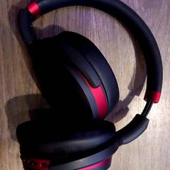 Słuchawki, zgłoszono przez Leonardo Royal Hotel Amsterdam przy użyciu iLost