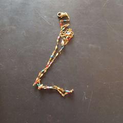 Collaret, segons ha informat Conscious Hotel Westerpark mitjançant iLost