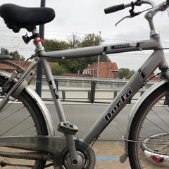 Bicicleta de homem Zilver merk Norta Palermo, como reportado por Fietsdepot Diepenbeek utilizando o iLost