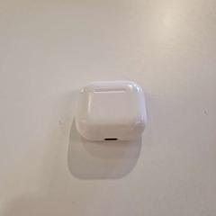 Custodia per cuffie wit, come riportato da Gemeente Noordwijk utilizzando iLost