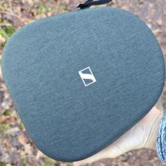 Sennheiser koptelefoon, como reportado ao iLost