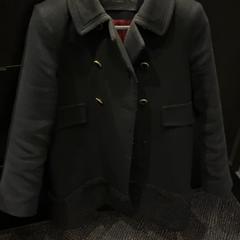 Clothing & Jacket, as reported by Van der Valk Hotel Utrecht using iLost