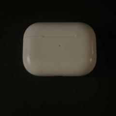 Airpod, as reported by Van der Valk Duiven bij Arnhem A12 using iLost