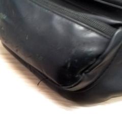 Břišní vak Zwart, jak nahlášeno Qbuzz Fryslân pomocí iLost