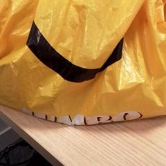 İLost kullanarak Qbuzz Fryslân tarafından bildirildiği gibi Çanta Abdullahi