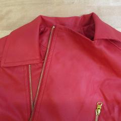 Jakke Roja, som rapportert av IKEA Valladolid ved bruk av iLost