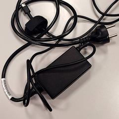 Adapter, gemeldet von Vrije Universiteit Amsterdam über iLost