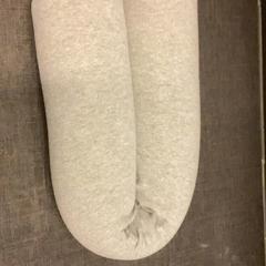 Nackenpolster Grey, gemeldet von MEININGER Hotel Brussels City Center über iLost