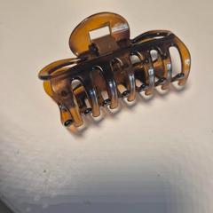 Haarklip, ako bolo nahlásené Breda University of Applied Sciences Mgr. Hopmansstraat pomocou iLost