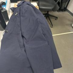 Parka azul, rapporterat av IKEA Braga med iLost