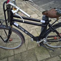 Gizonezkoen bizikleta, gisa salatu by Gemeente Roermond iLost erabiliz