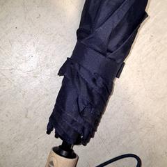 Parapluutje blauw, ha sido reportado por Qbuzz DMG con iLost