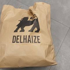 Táska - Papieren tas, amint azt Regio Oost-Vlaanderen az iLost segítségével jelentette.