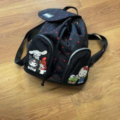 Táska, amint azt GVB az iLost segítségével jelentette.