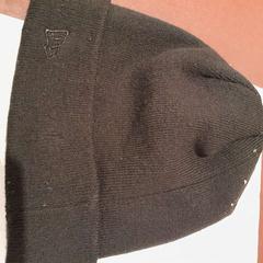 Keps noir, rapporterat av TCL med iLost