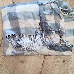 Sjaal Stof, gisa salatu by RRReis Trein Amersfoort / Ede-Wageningen iLost erabiliz