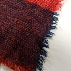 Sjaal Rood Roos blauw, segons ha informat Centraal magazijn mitjançant iLost