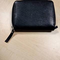 財布 van Malsen がiLostで Gemeente Roermond によって報告されました